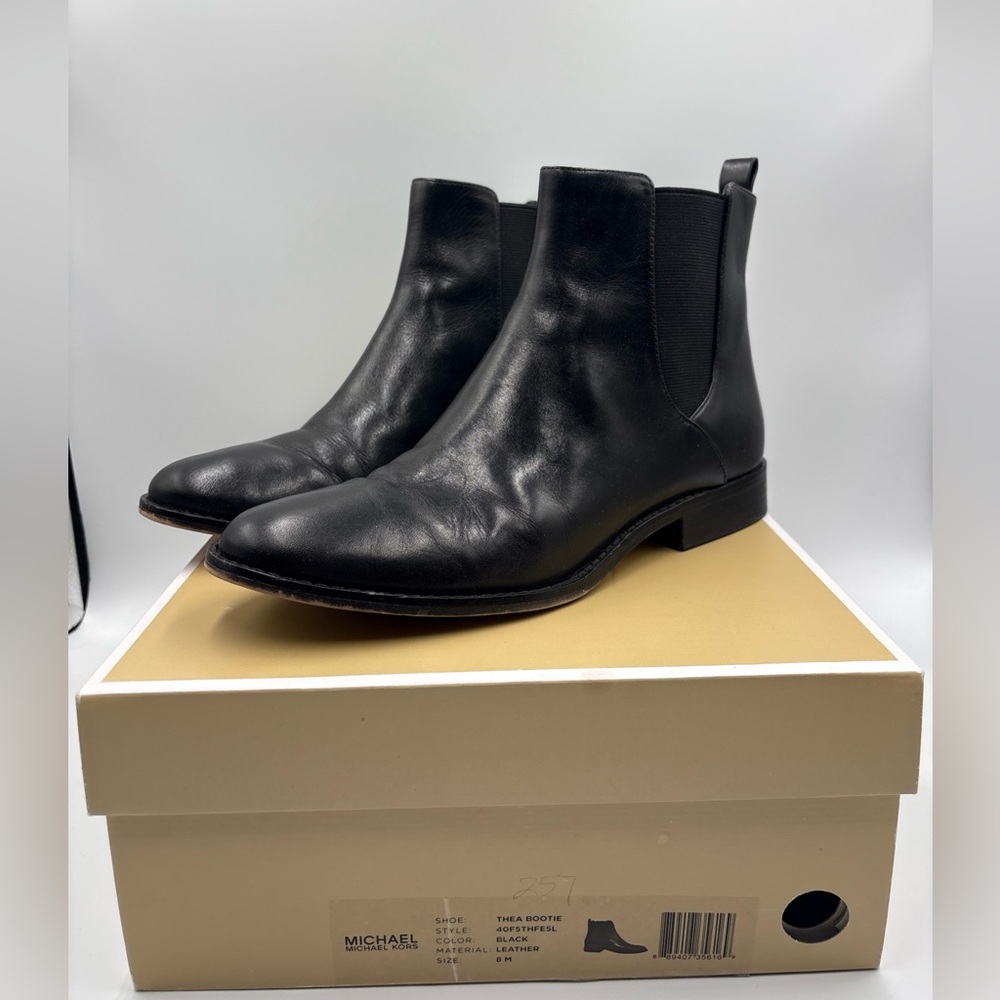 Michael Kors Thea Black Leather Chelsea Ankle Boots | Classic Bootie Women's 8 M